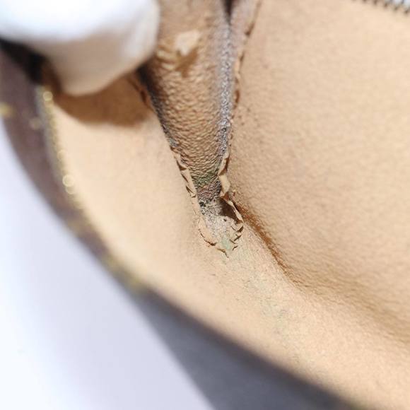 LOUIS VUITTON Monogram Bucket GM Pouch Accessory Pouch LV Auth 80022 - Picture 11 of 16